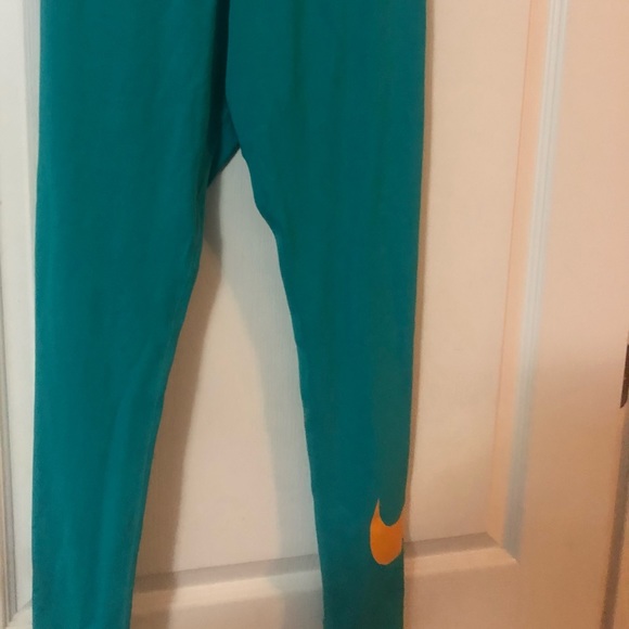 Nike leggings - Picture 7 of 11